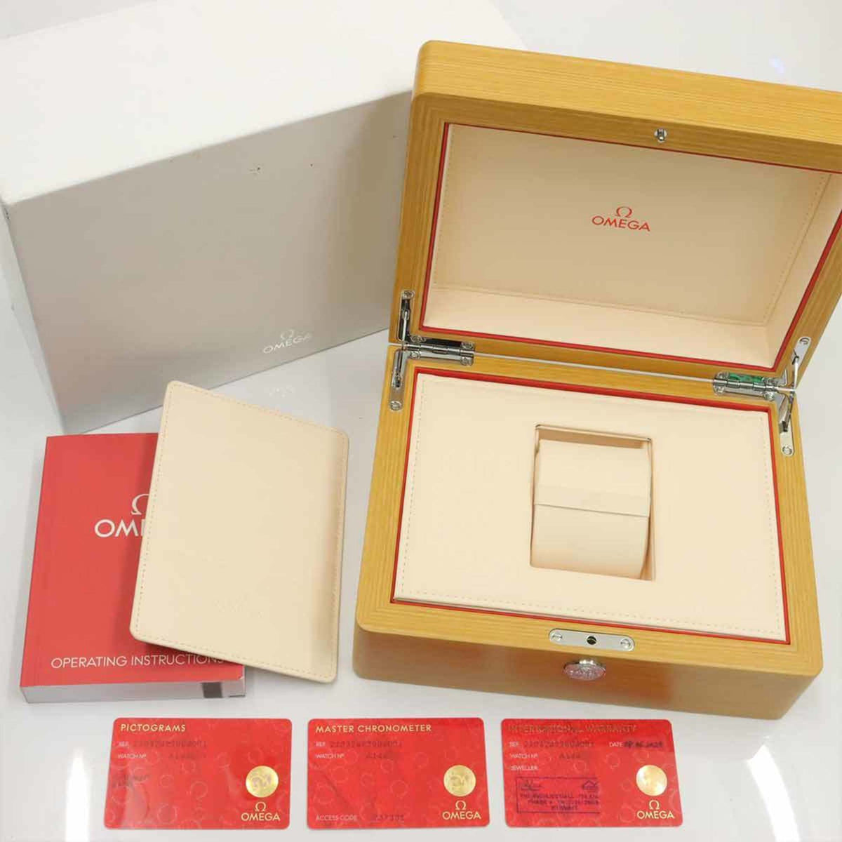 Pre-Owned Omega Seamaster Diver 300 Co-Axial 210 32 42 20 04 001 Men's Watch Date Automatic Self-winding