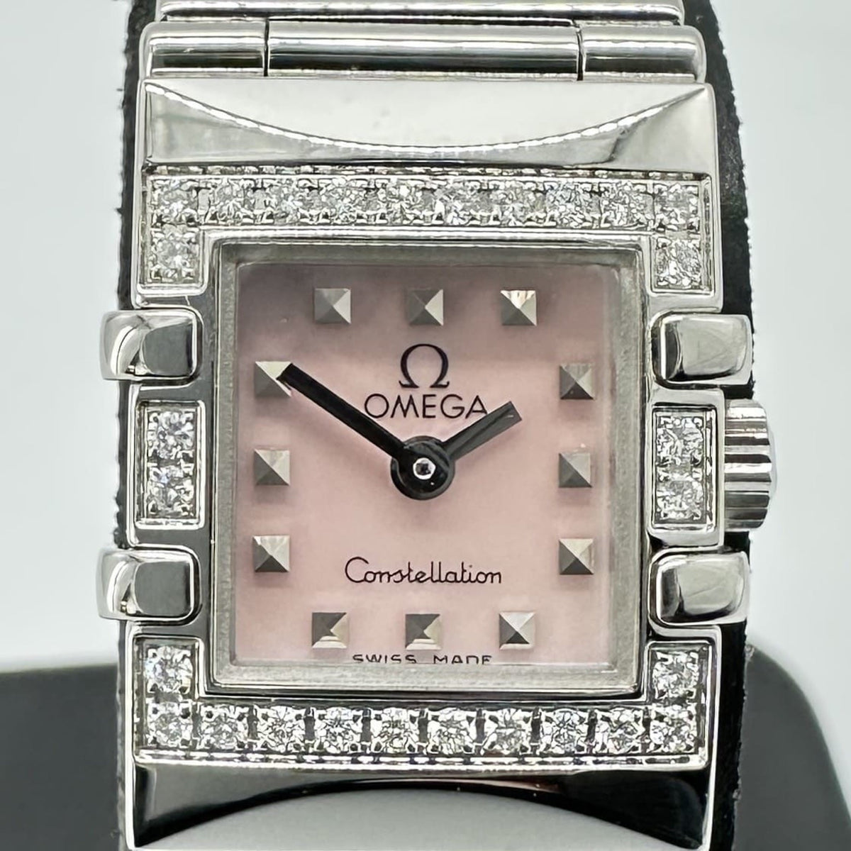 Pre-Owned OMEGA Constellation Cale Quadra Diamond Quartz Stainless Steel Pink Shell Women's Watch 1537.73