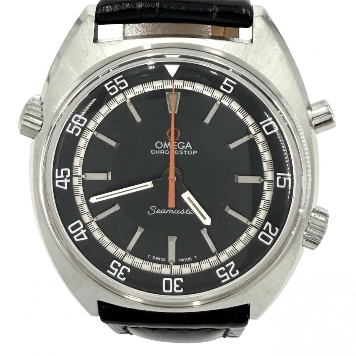 Pre-Owned Omega Seamaster men's watch, cal. 865 Chronostop MT, inner bezel, black dial, OMEGA 145.008, manual winding, stainless steel, leather strap, black, silver hardware.