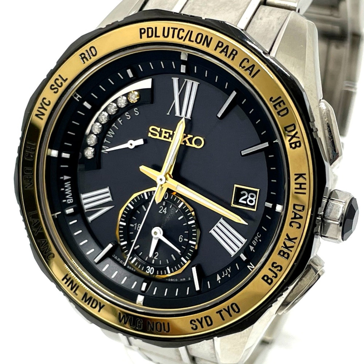 Pre-Owned Seiko 8B54-OBGO/SAGA186 Solar Quartz Date Wristwatch Silver x Gold
