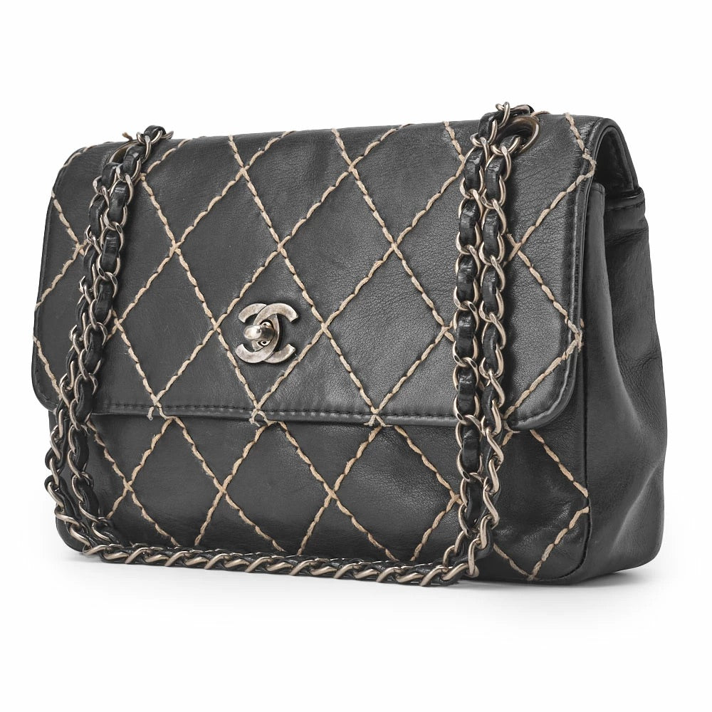 Sac bandoulière d'occasion, Matelasse Wild Stitch, fermoir pivotant, cuir de veau, noir, finitions argentées, d'occasion