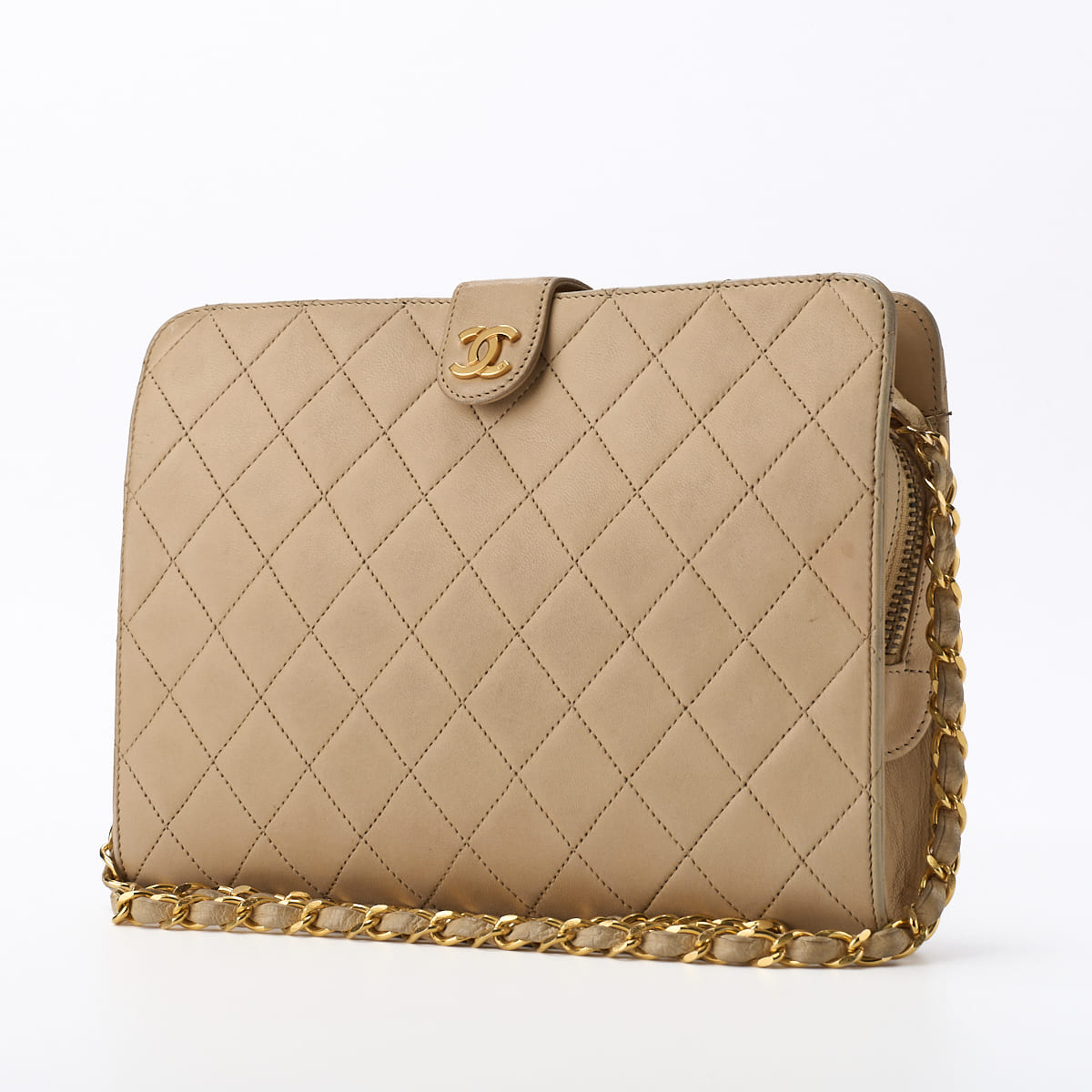 Pre-Owned Shoulder Bag Matelasse Push Lock Chain Shoulder Lambskin Beige Gold-Tone Hardware Pre-Owned