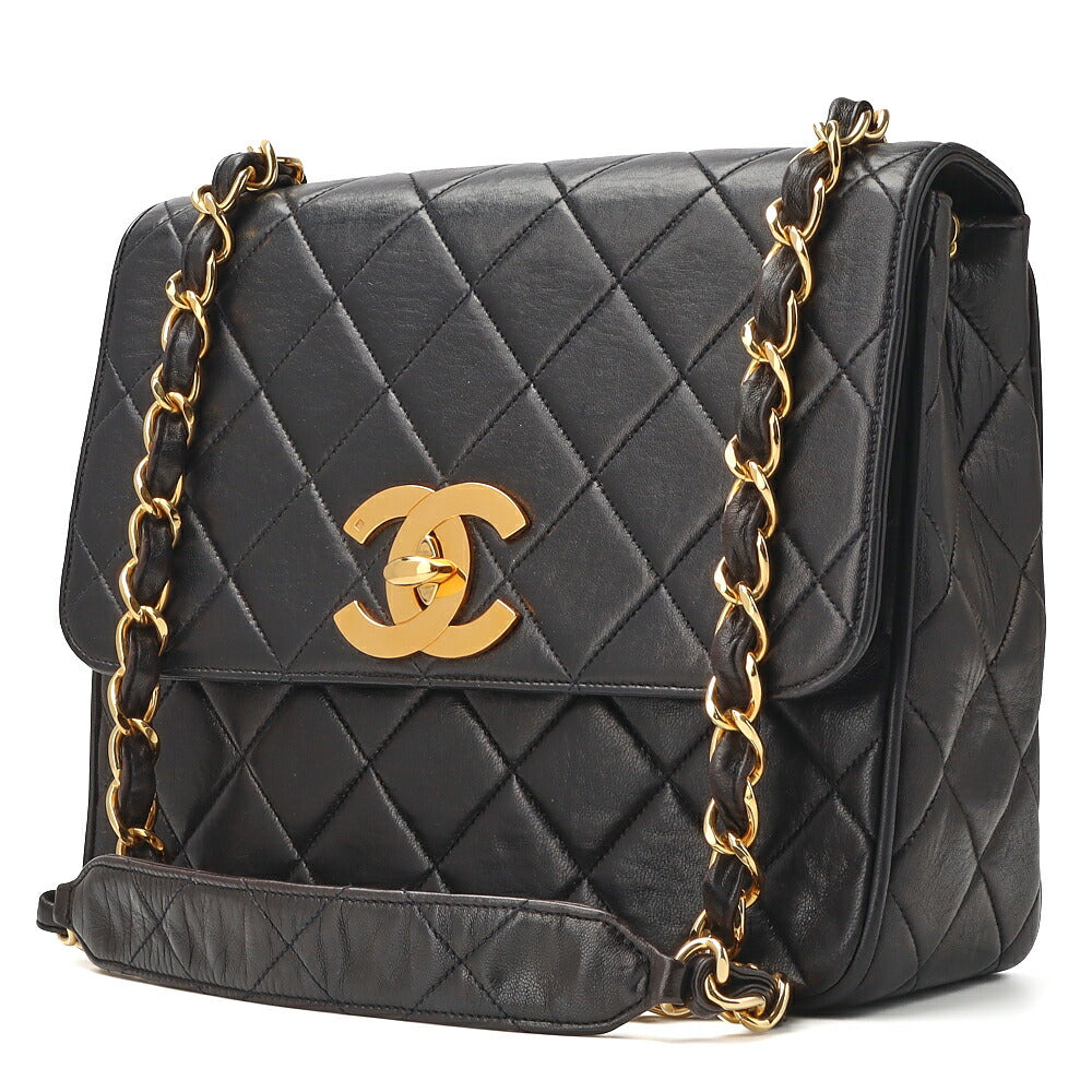 Sac bandoulière d'occasion, matelassé, bandoulière chaîne, cuir d'agneau, noir, finitions dorées, d'occasion