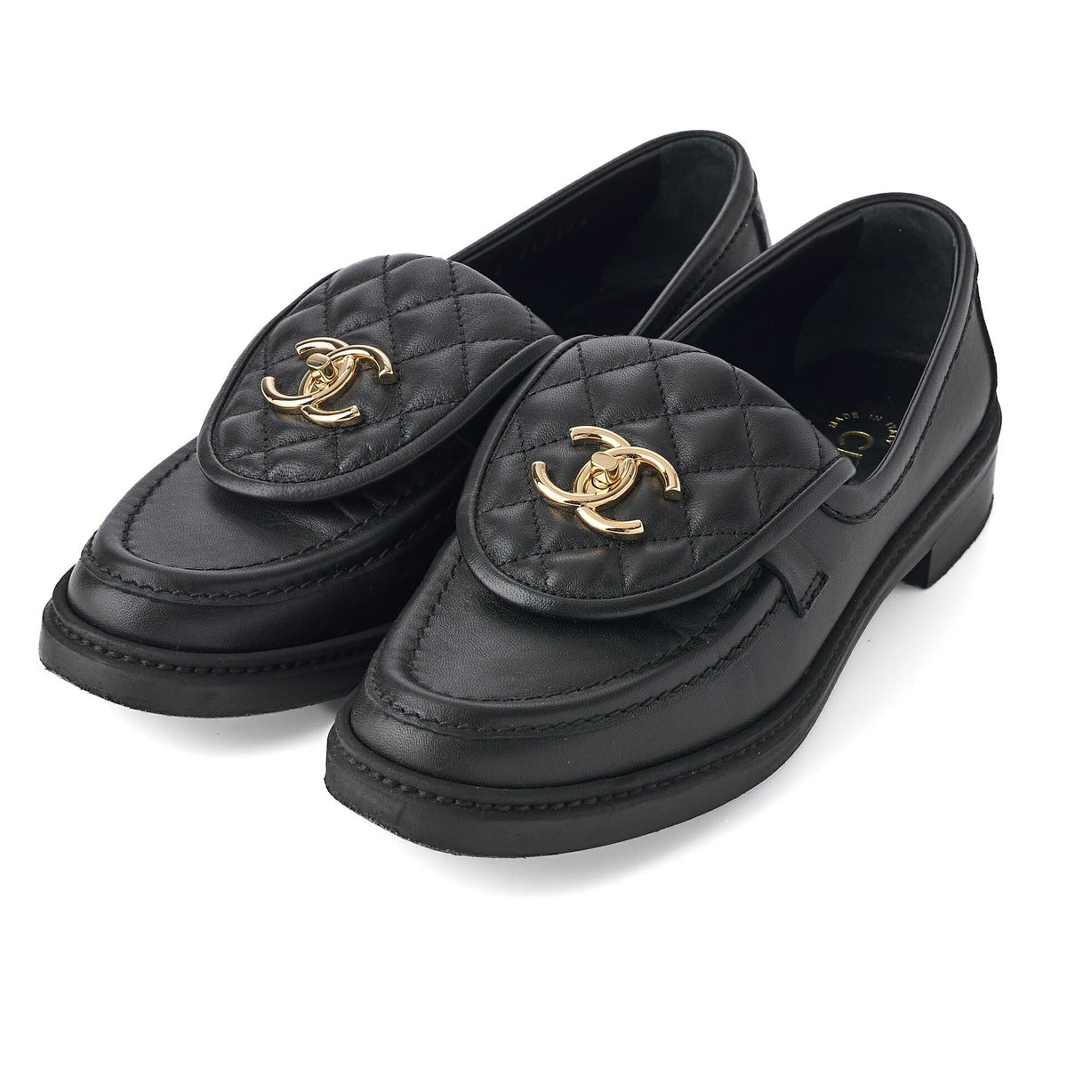Pre-Owned Loafers Shoes Matelasse Black Gold-Tone Hardware Pre-Owned