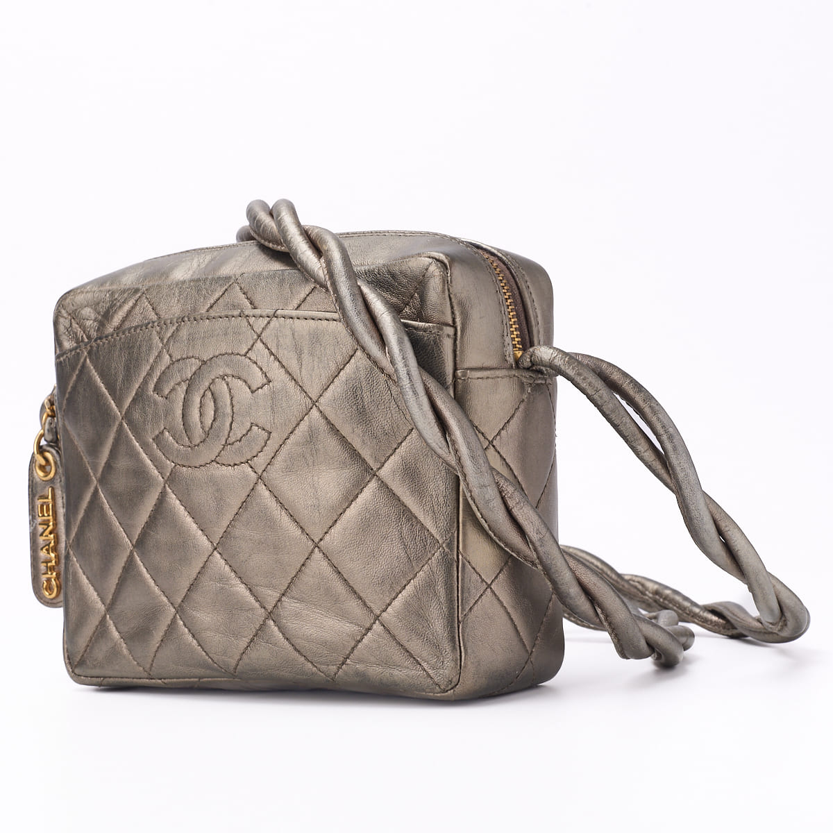 Sac bandoulière d'occasion, matelassé, Coco Mark, cuir d'agneau, argent-doré, finitions dorées, d'occasion