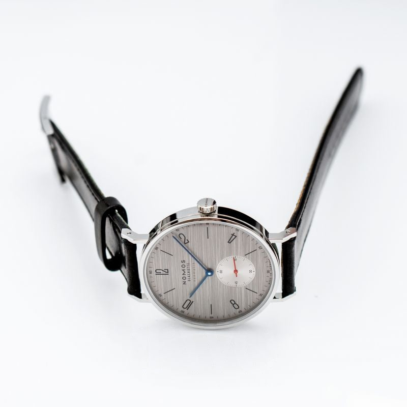 Tangente 38.5mm Silver Dial in Stainless Steel 141