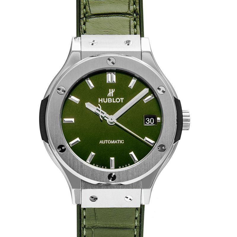 Classic Fusion 38 mm Green Dial in Titanium 565.NX.8970.LR