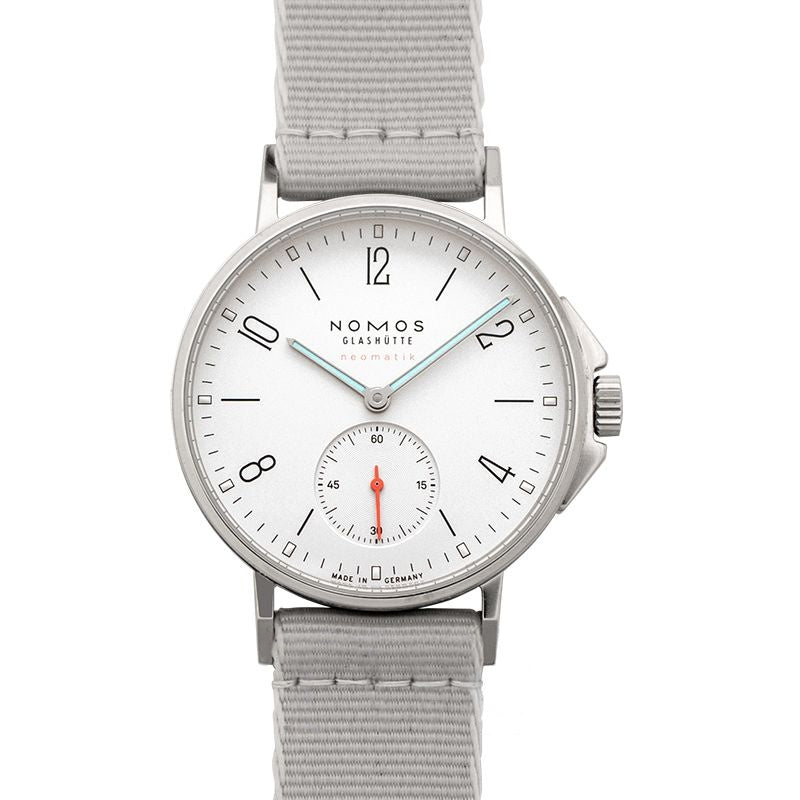 Ahoi 36.3mm White Dial in Stainless Steel 560