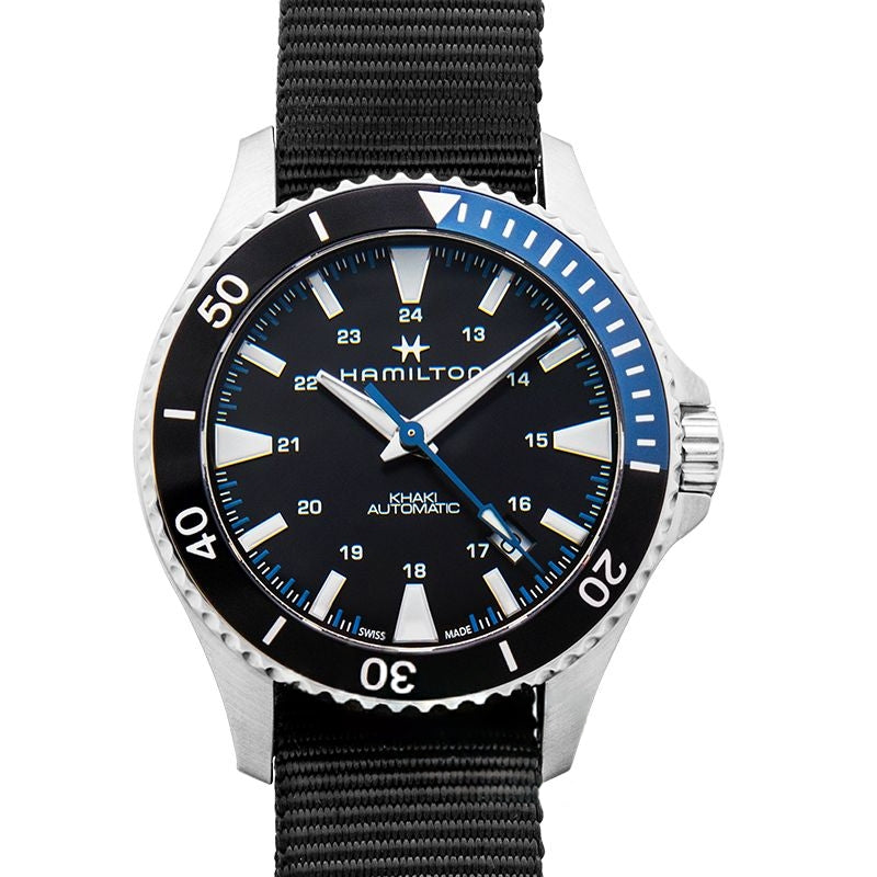 Khaki Navy 40 mm Black Dial in Stainless Steel H82315931