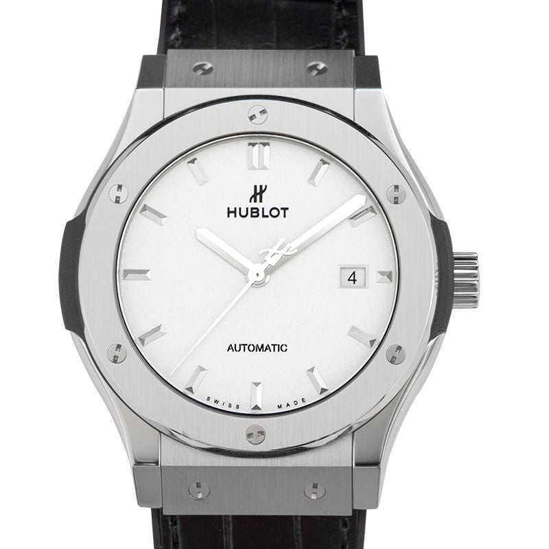 Classic Fusion 42mm White Dial in Titanium 542.NX.2611.LR