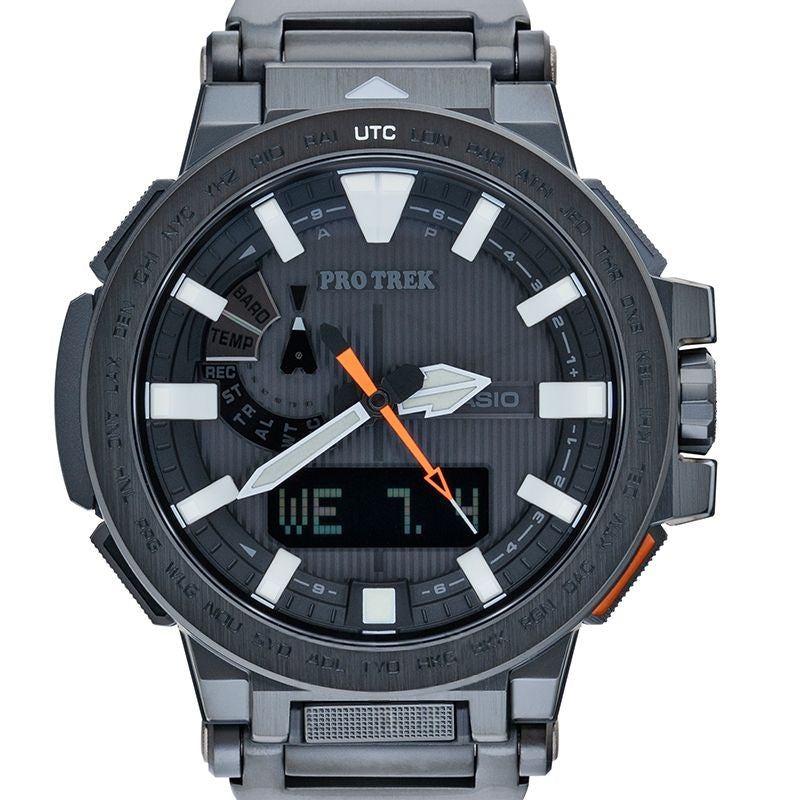 Pro Trek  Black Dial in Stainless Steel, Titanium PRX-8000YT-1JF