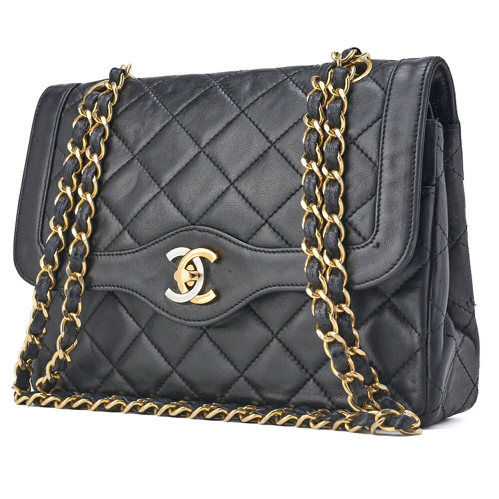 Pre-Owned Shoulder Bag Matelasse Lambskin Black Gold-Tone Hardware Pre-Owned
