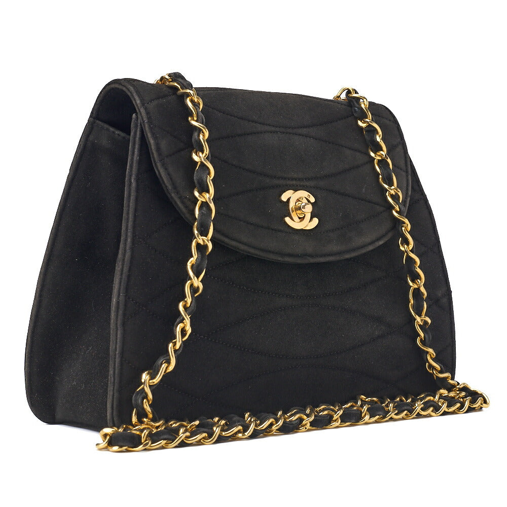 Pre-Owned Shoulder Tote Bag Round Flap Turn Lock Chain Shoulder Suede Black Gold-Tone Hardware Pre-Owned