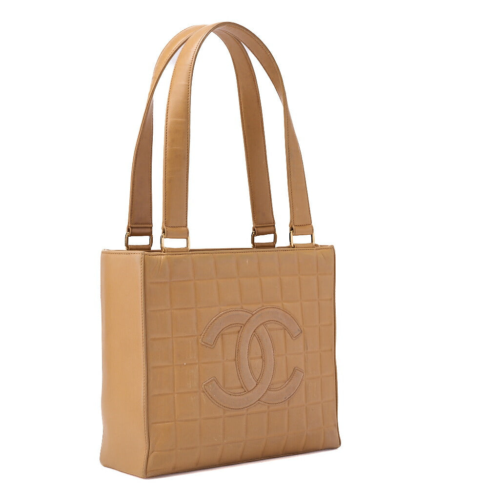 Pre-Owned Shoulder Tote Bag Choco Bar Coco Mark Lambskin Beige Gold-Tone Hardware Pre-Owned