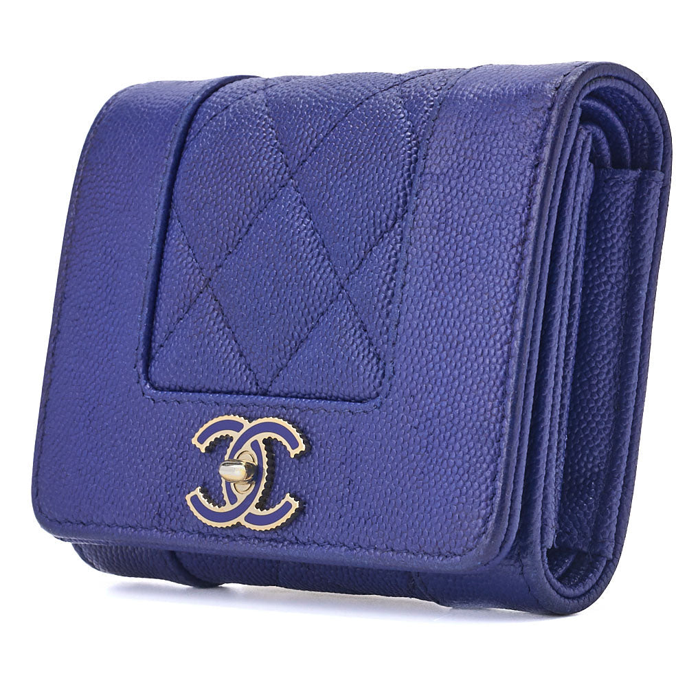 Pre-Owned Compact Wallet, Matelasse, Tri-Fold, Caviar Skin, Blue, Gold-Tone Hardware, Pre-Owned