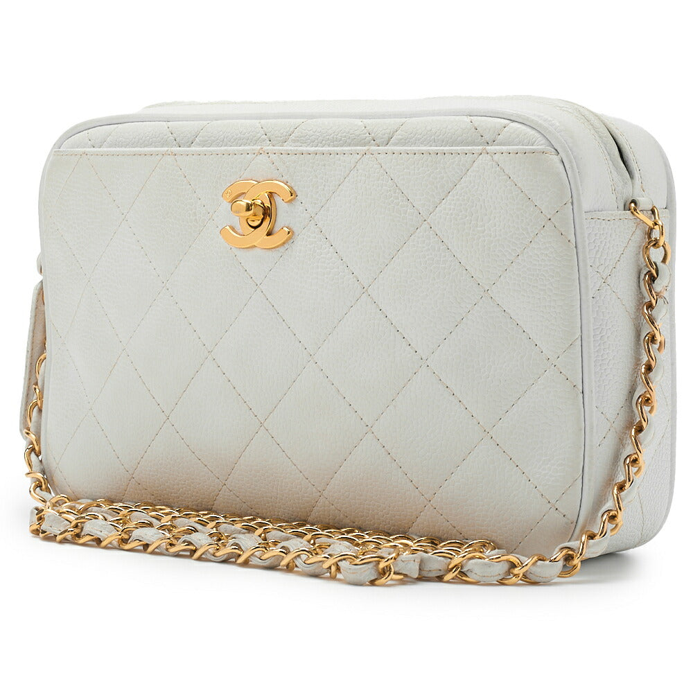 Sac à bandoulière matelassé d'occasion avec chaîne et fermoir pivotant, en cuir caviar, blanc, avec accessoires dorés.