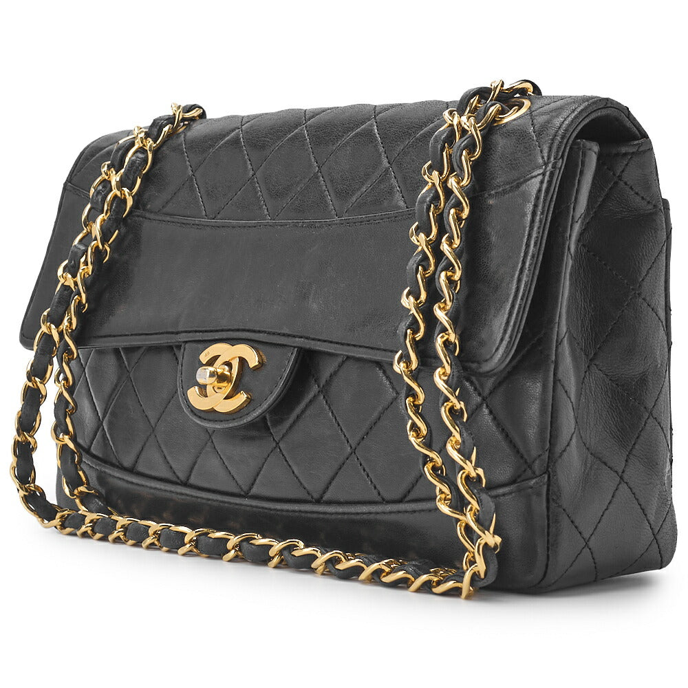 Pre-Owned Shoulder Bag, Matelasse Turn Lock Design, Lambskin, Black, Gold-Tone Hardware, Pre-Owned