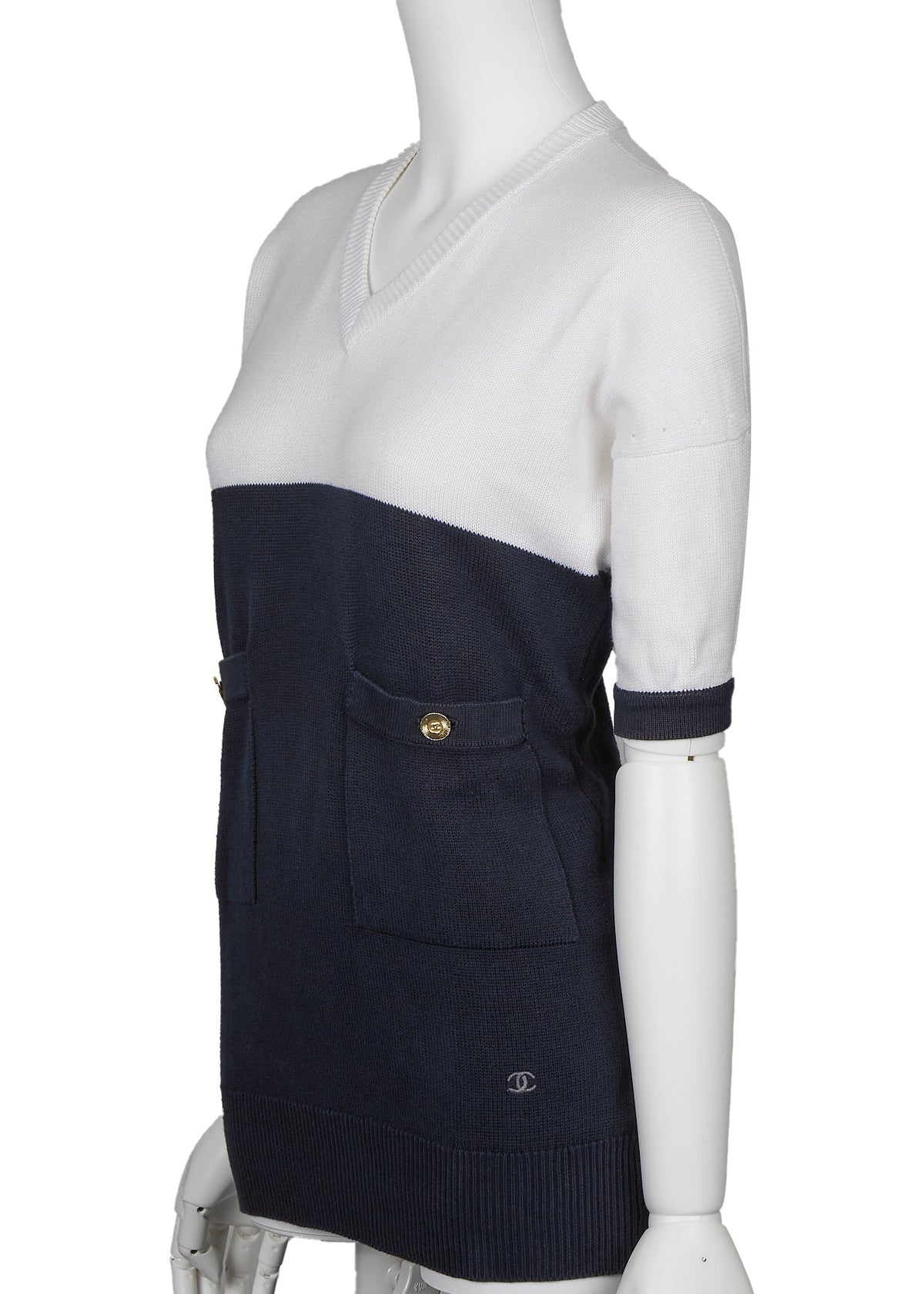 Pre-Owned Knit T-Shirt, Coco Button, Short Sleeve, Cotton, Navy, Silver-Tone Hardware, Pre-Owned