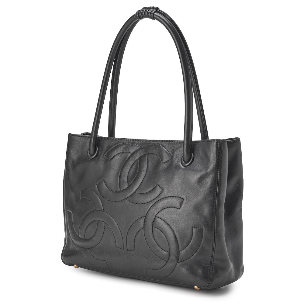 Pre-Owned Shoulder Bag Triple Coco Mark Lambskin Black Gold-Tone Hardware Pre-Owned