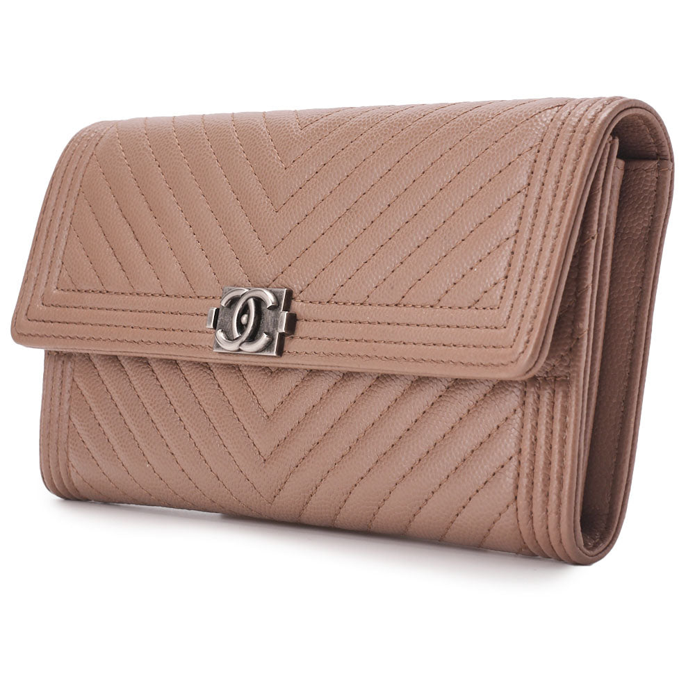 Pre-Owned Bi-fold Long Wallet, V-Stitch, Caviar Skin, Beige Gray, Silver-Tone Hardware, Pre-Owned