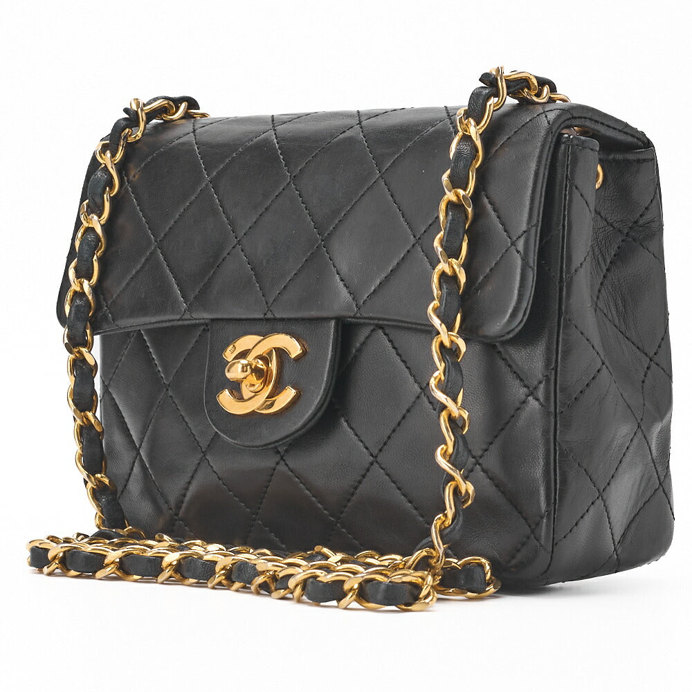 Pre-Owned Chain Shoulder Bag Mini Matelasse Lambskin Black Gold-Tone Hardware Pre-Owned
