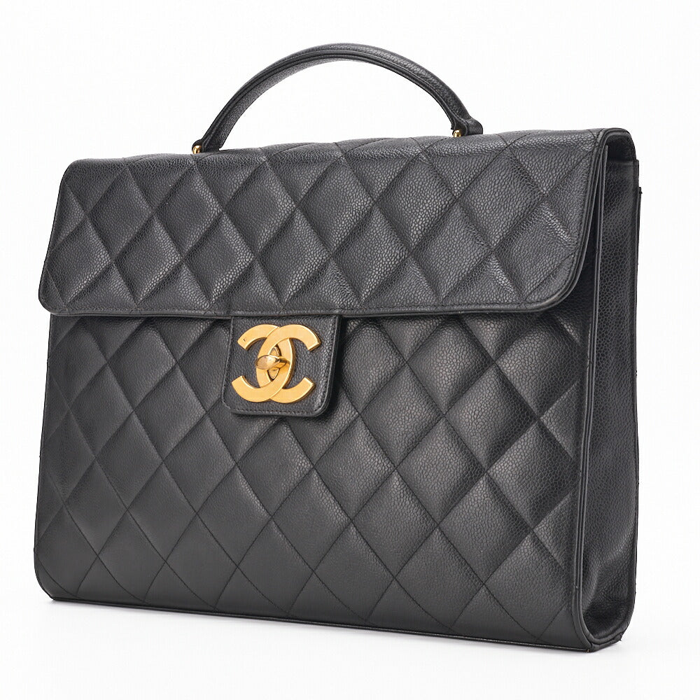 Sac à main d'occasion, matelassé, fermoir pivotant, cuir caviar, noir, finitions dorées, d'occasion