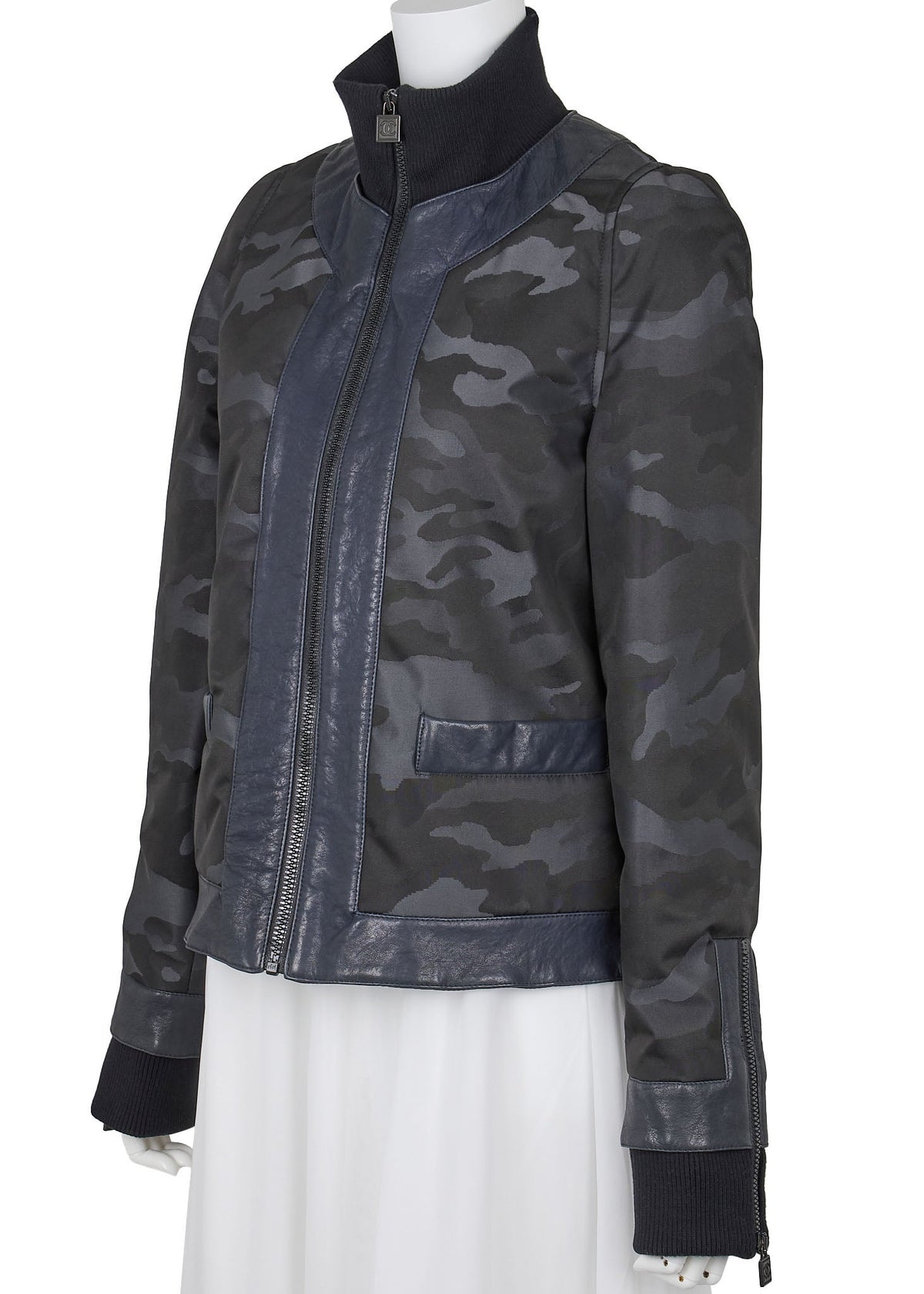 Pre-Owned Sports Line Camouflage Jacket Blouson, Long Sleeve, Polyester Blend, Black, Silver-Tone Hardware, Pre-Owned