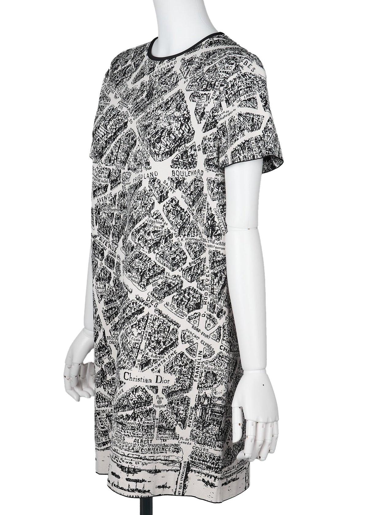 Pre-Owned Dress, Knit Short Sleeve, Cut and Sew, Viscose Blend, White, Silver-Tone Hardware, Pre-Owned