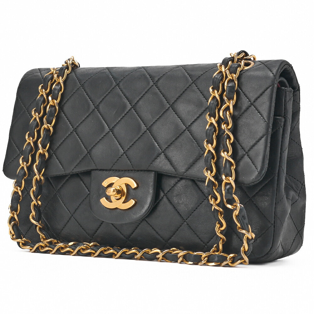 Pre-Owned Chain Shoulder Bag Matelasse Double Flap Lambskin Black Gold-Tone Hardware Pre-Owned
