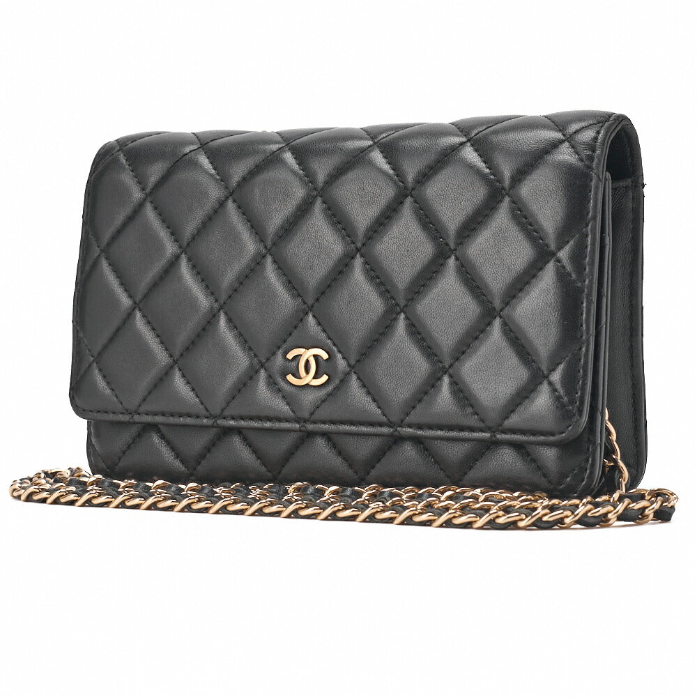 Pre-Owned Chain Wallet Matelasse Lambskin Black Gold-Tone Hardware Pre-Owned