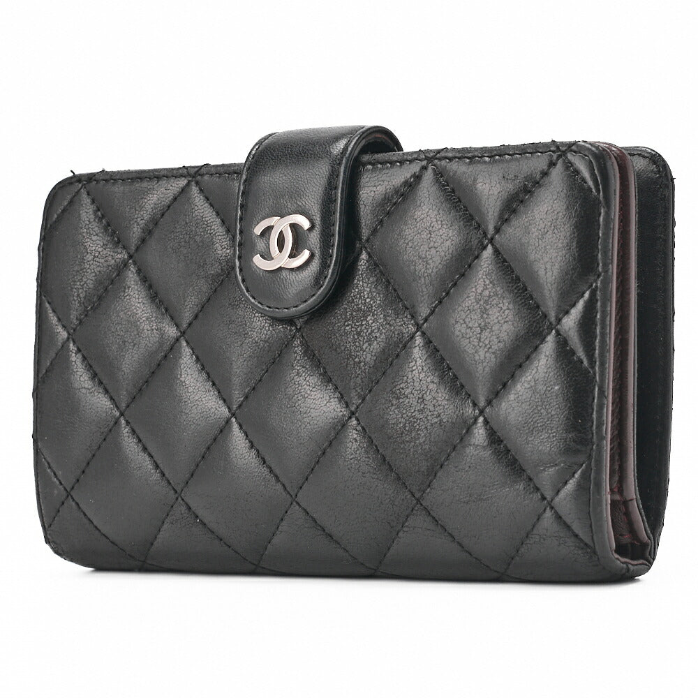 Pre-Owned Bi-Fold Wallet Matelasse Lambskin Black Silver-Tone Hardware Pre-Owned
