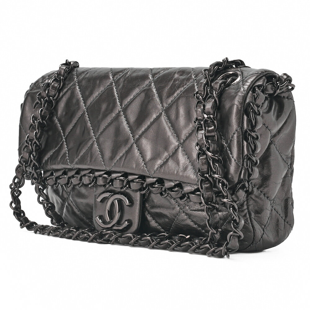 Sac bandoulière d'occasion, matelassé, veau vintage, noir, finitions métalliques noires, d'occasion