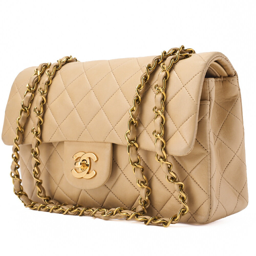 Sac bandoulière chaîne matelassé à double rabat en cuir d'agneau beige et accessoires dorés d'occasion