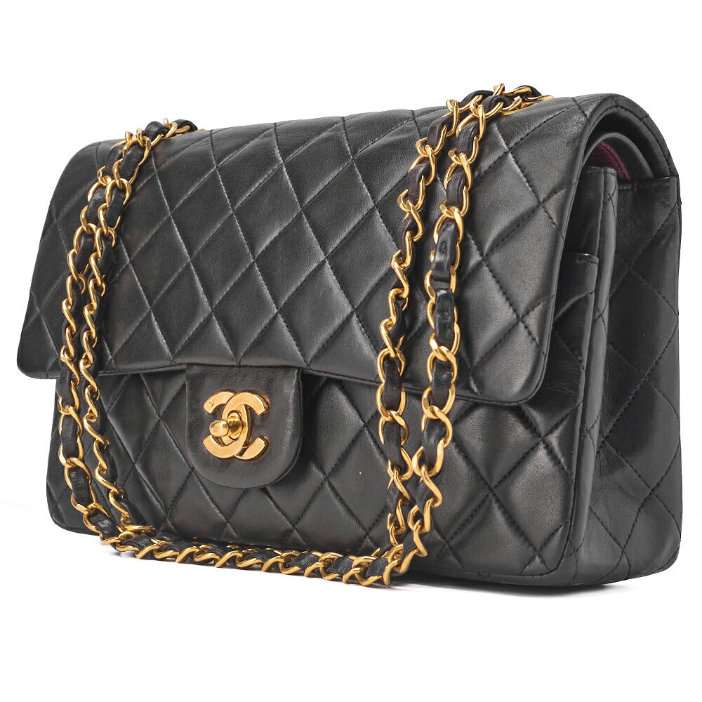 Pre-Owned Shoulder Bag Matelasse Double Flap Lambskin Black Gold-Tone Hardware Pre-Owned