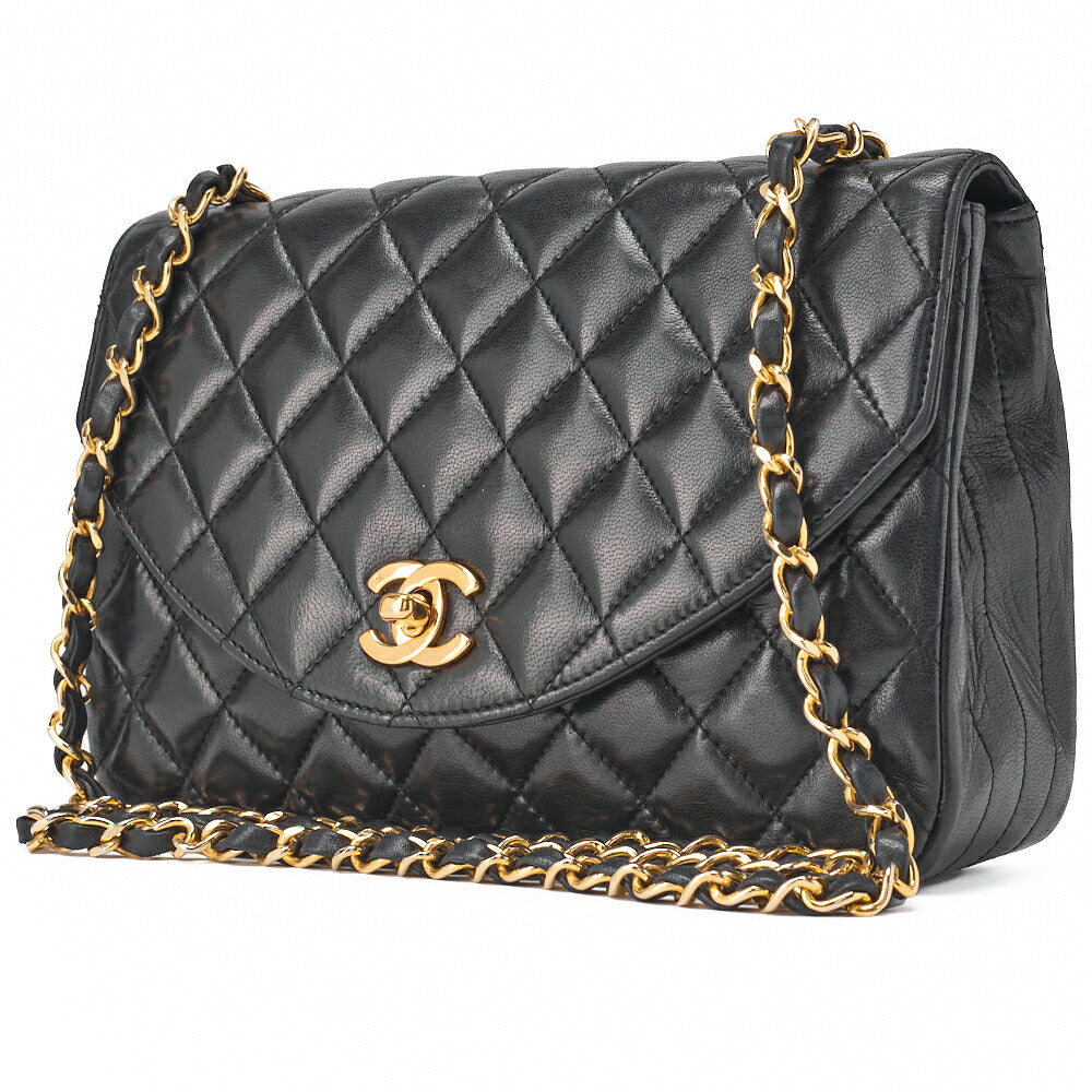 Pre-Owned Chain Shoulder Bag Matlasse Lambskin Black Round Flap Turnlock Gold-Tone Hardware, Pre-Owned
