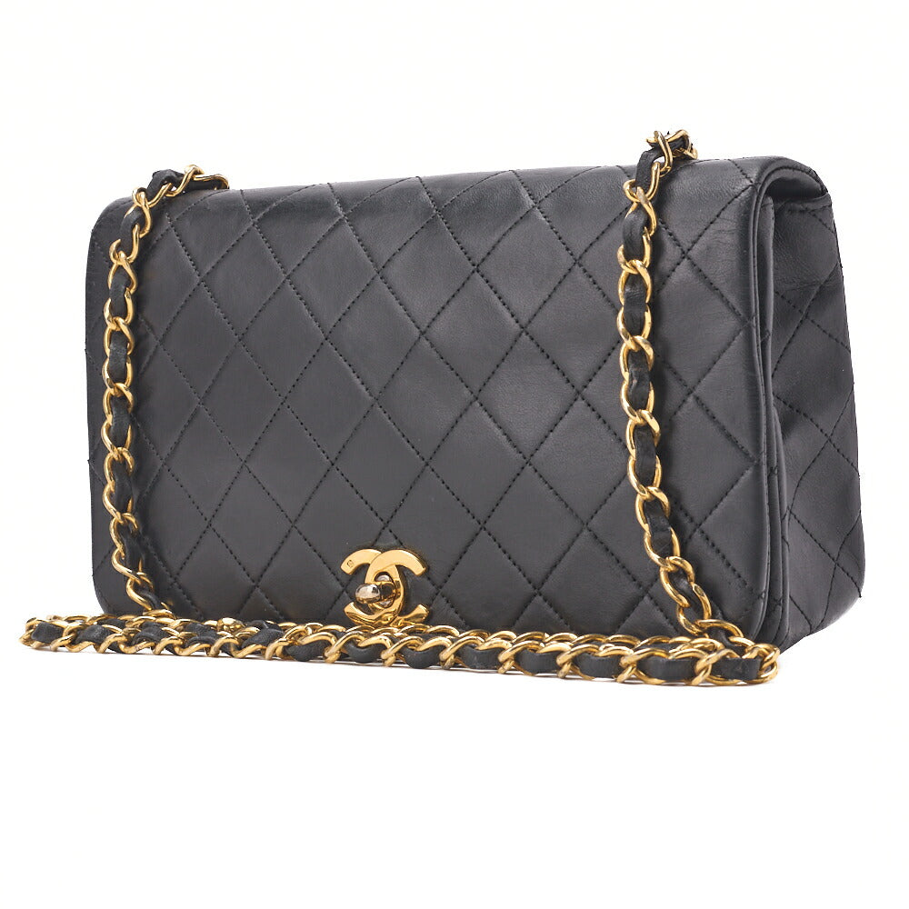 Pre-Owned Shoulder Bag Matelassé Lambskin Black Gold-Tone Hardware, Pre-Owned