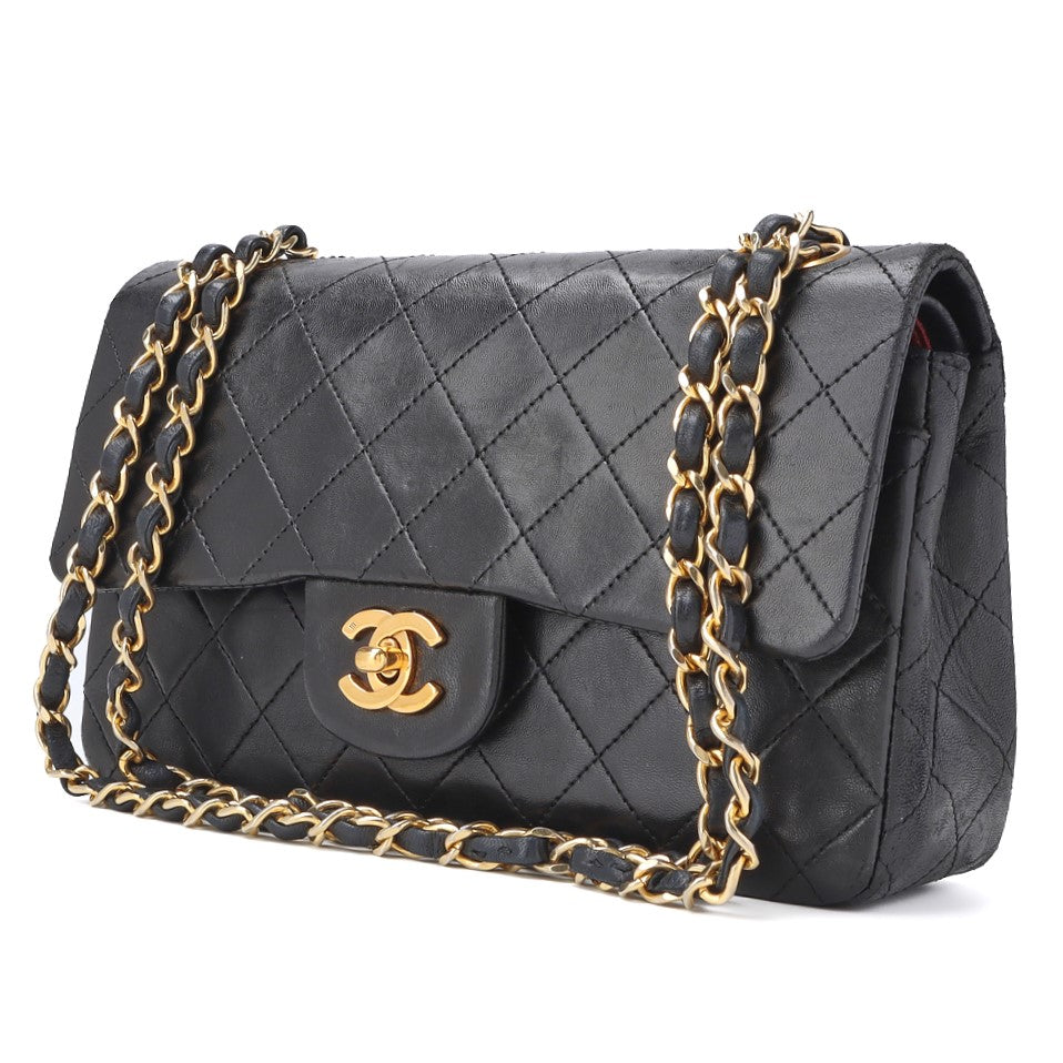 Pre-Owned Shoulder Bag, Matelasse Double Flap, Lambskin, Black, Gold-Tone Hardware, Pre-Owned