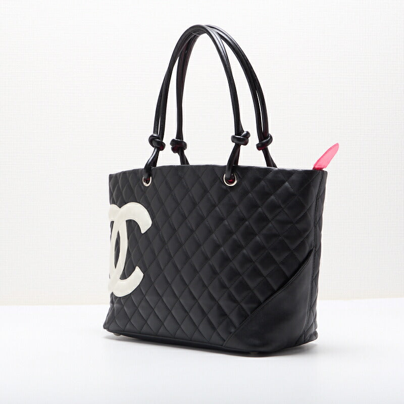 Sac fourre-tout d'occasion, ligne Cambon, grand modèle, cuir de veau, noir, finitions argentées, d'occasion