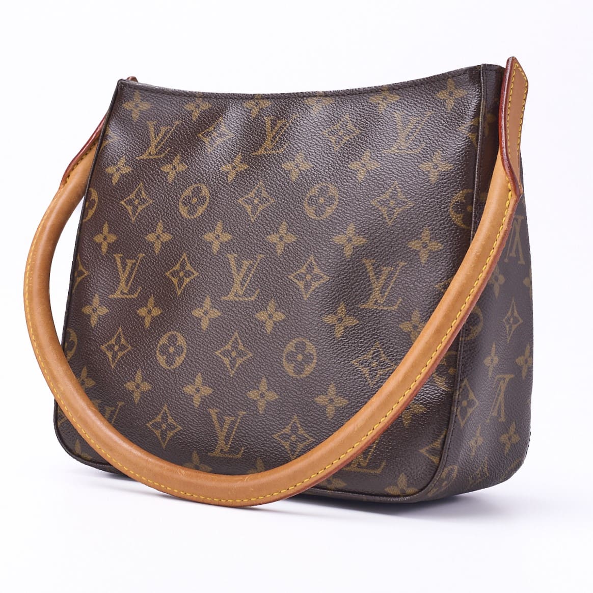 Pre-Owned Vuitton Shoulder Bag, Looping MM, Monogram, PVC, Brown, Gold-Tone Hardware, Pre-Owned